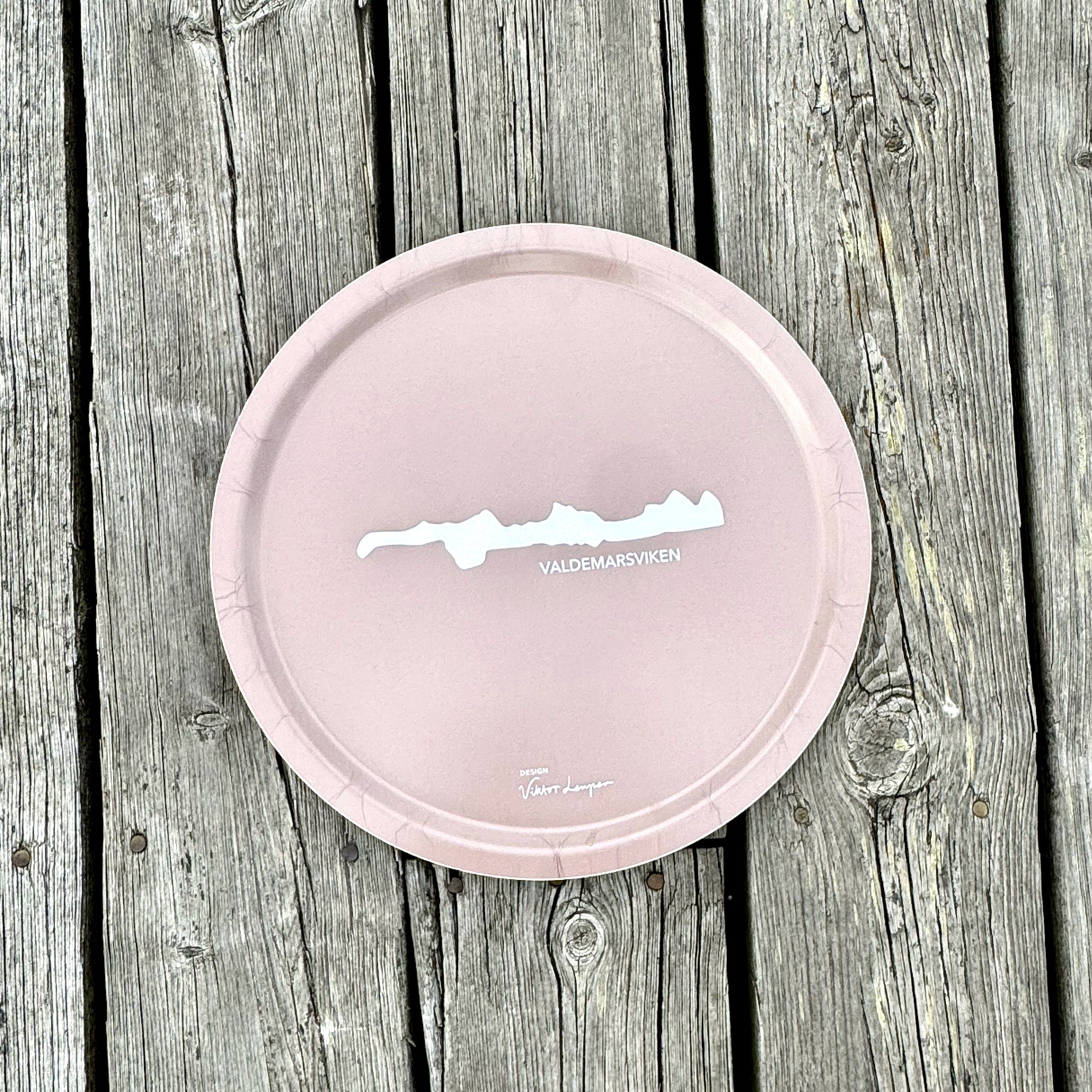 VALDEMARSVIKEN Bricka 39Ø Nougat