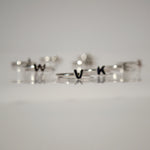 LILY Ring Small Bokstav