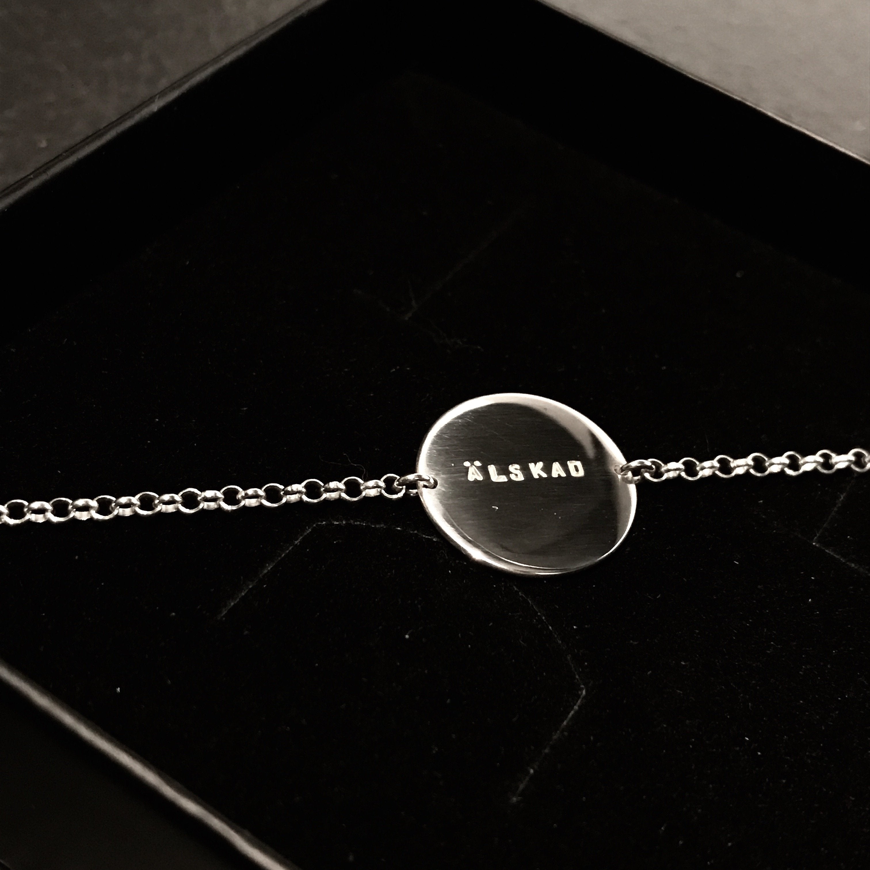 ISA Armband