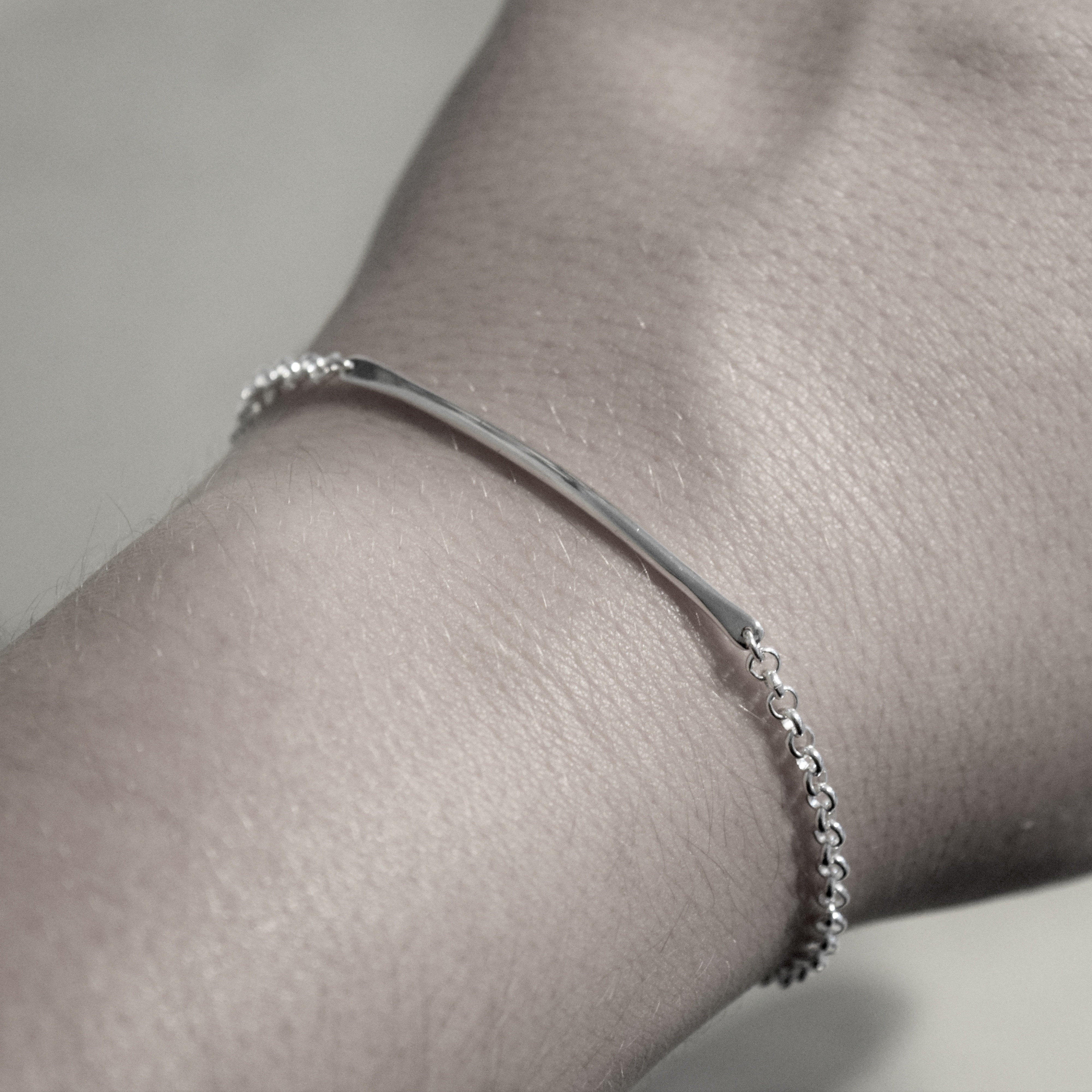 THEO Armband