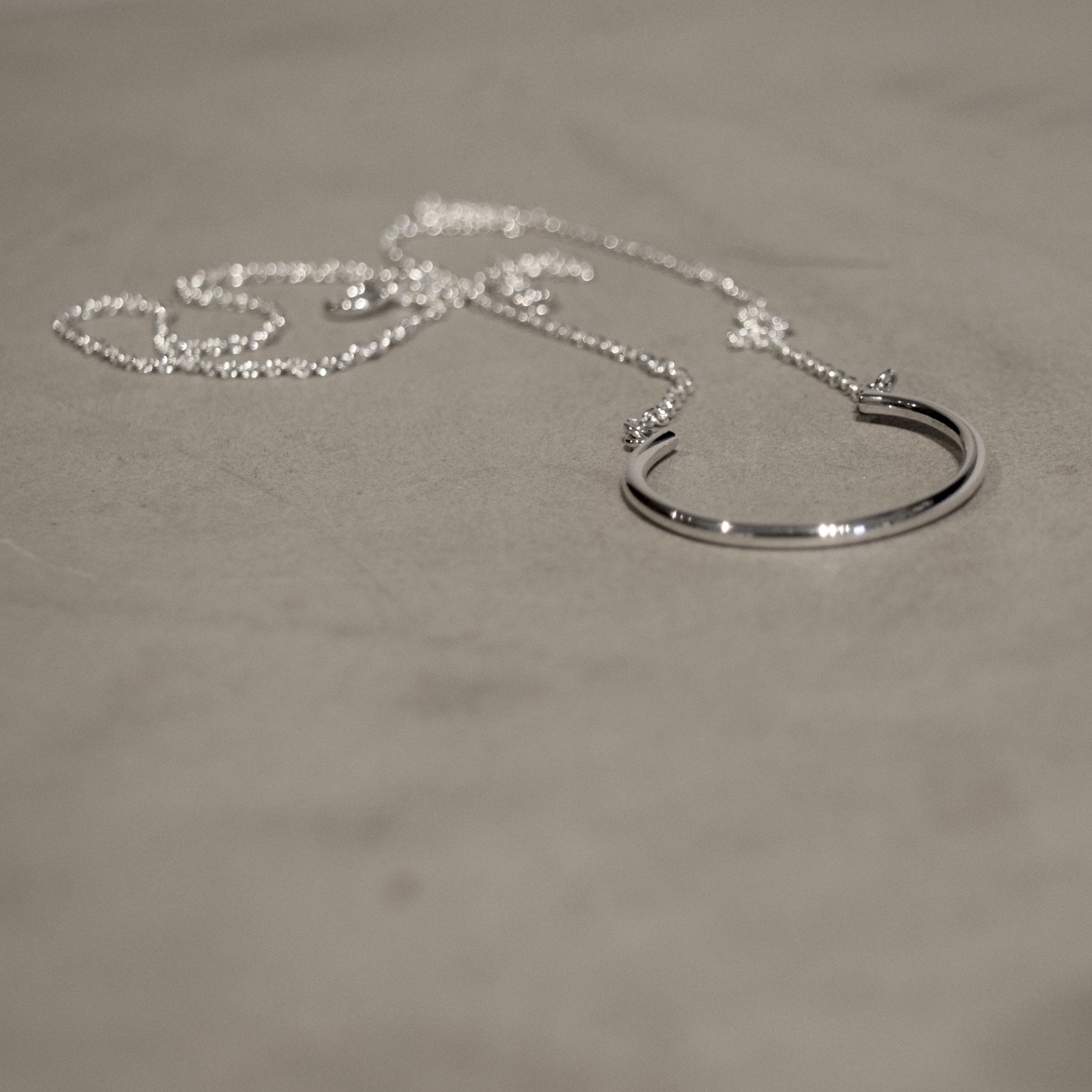 SARA Halsband Large