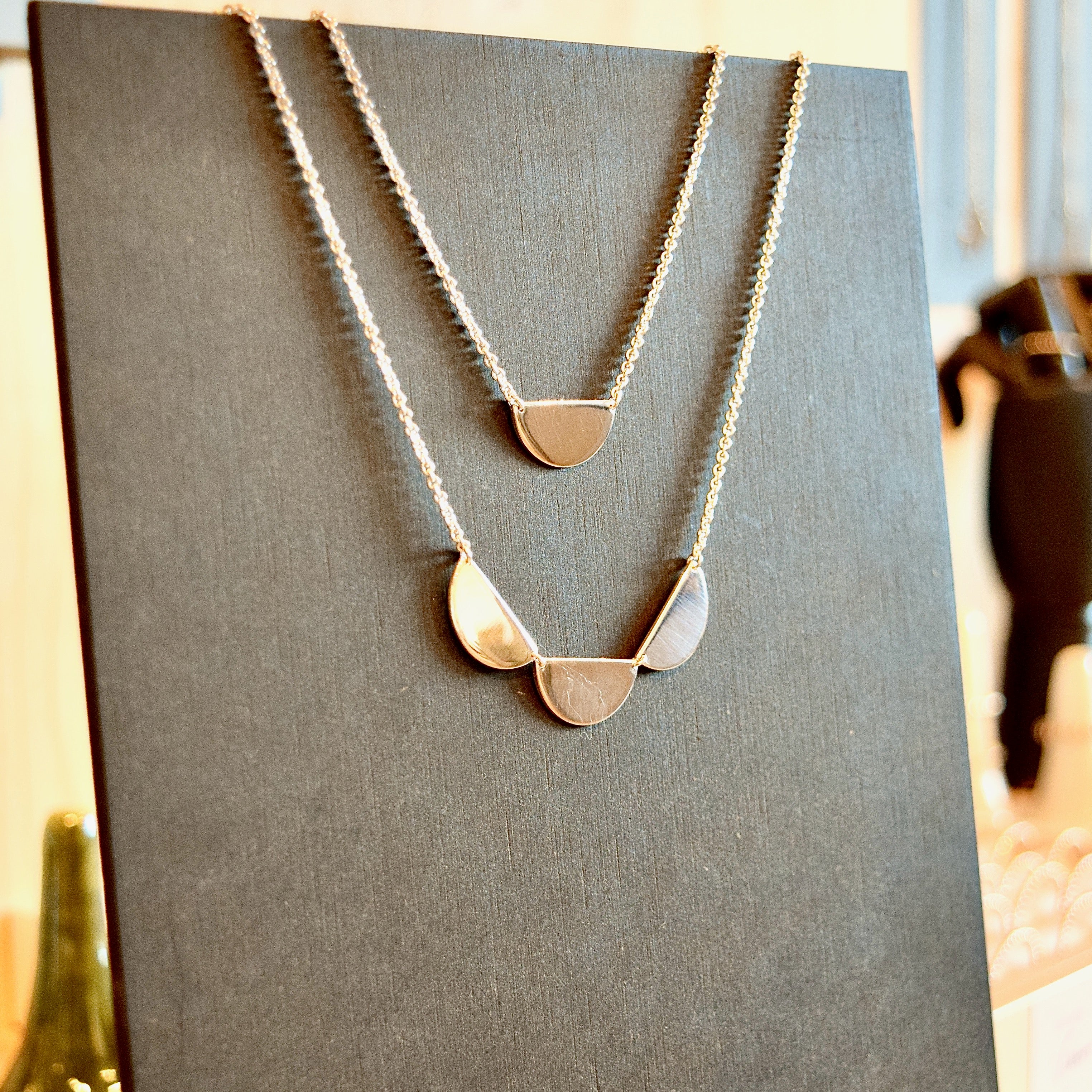 LOUISE Halsband Small