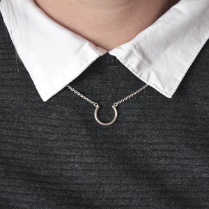 SARA Halsband Small